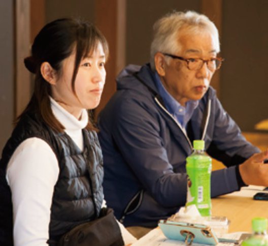会員の懇親の様子